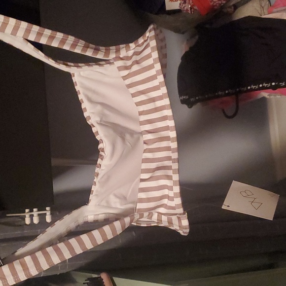 NWT VYB XS TAN WHITE STRIPED SWIM TOP - Picture 3 of 4
